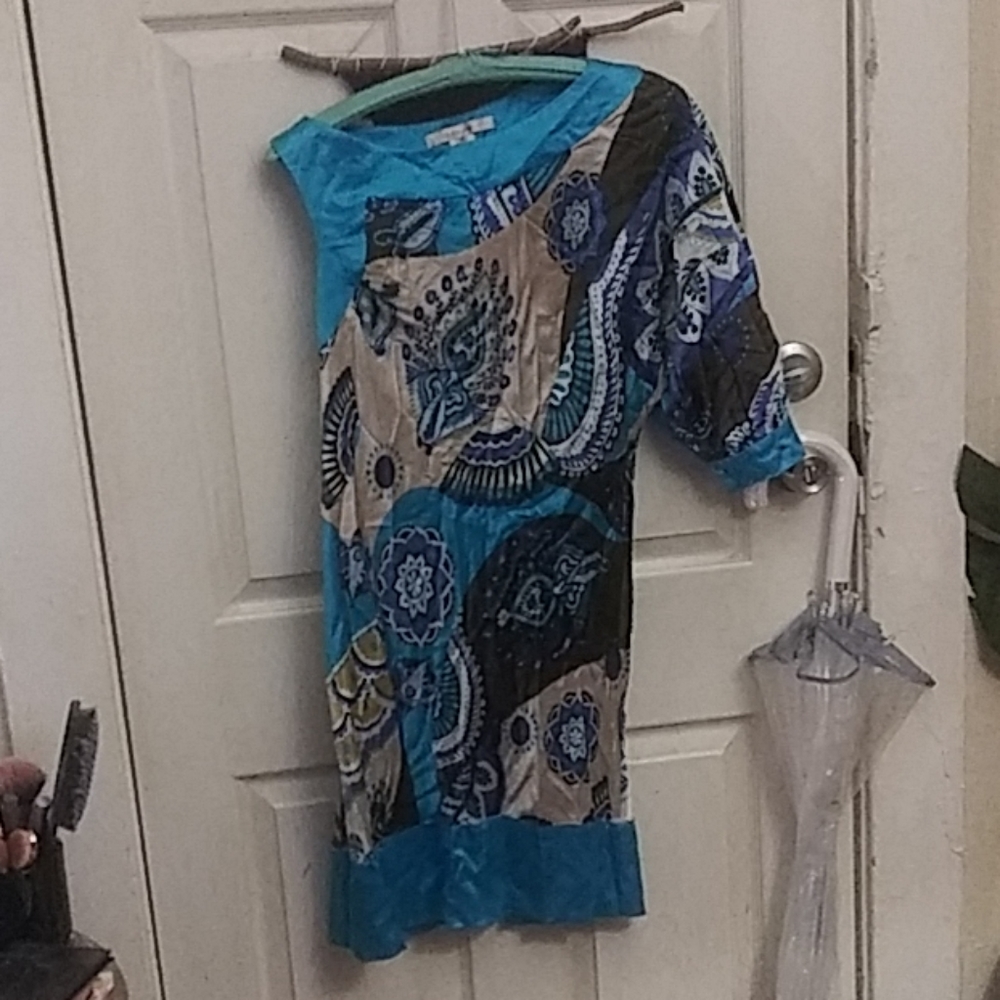 Single 100% silk one sleeve dress